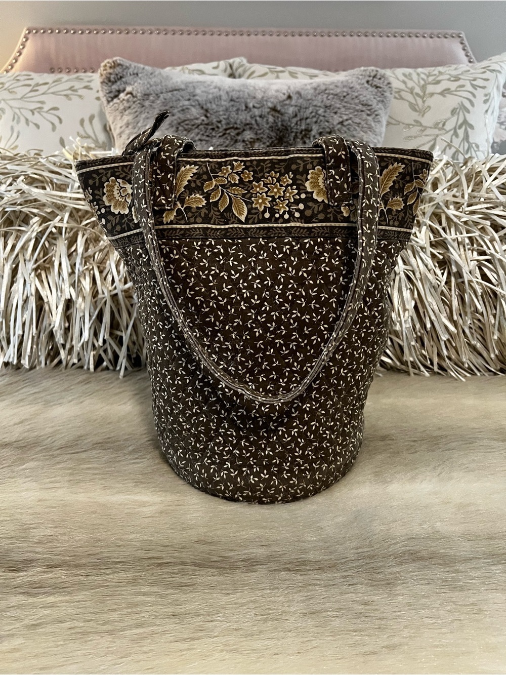 Vintage VERA BRADLEY Java 1998 Bucket Bag Zipper Handles Green Cream Leaves